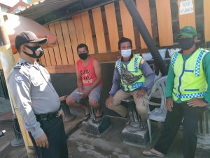 Bhabinkamtibmas Imbau Protokol Kesehatan Sasar Para Tukang Ojek