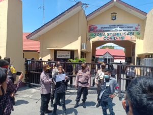 Aksi Unjuk Rasa, Kapolres Sumbawa Hinbau Personel Tak Ada Tindakan Represif
