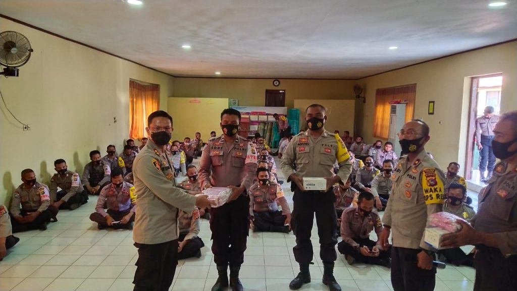 Bhabinkamtibmas Polres Dompu Diminta Setiap Kegiatan Laporkan di Aplikasi PC-PEN