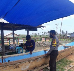 Ternyata Ini Penyebab Seorang Bhabinkamtibmas di Sumbawa Barat Sering Datangi Nelayan