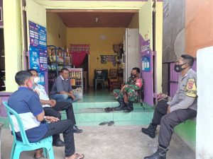 Bhabinkamtibmas di KSB Edukasi dan Dengar Keluhan Warga Melalui Sambang Desa