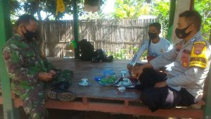 Bertemu Tokoh Masyarakat Bhabinkamtibmas dan Babinsa Dasan Anyar Ajak Warga Tidak Sebar Hoax