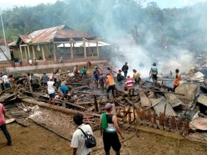 Gegara Ledakan Aki, 75 Rumah di Batu Rotok Hangus Terbakar, BPBD Terjunkan Bantuan