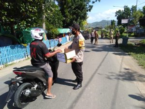 Peduli Korban Kebakaran, Bripka Happy Satria Terjun ke Jalan Galang Dana