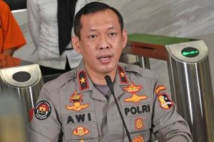 Polri Sayangkan Penyidiknya Dihalangi Saat Surati Rizieq : Akan Ada Sanksi Tegas Penghalang di Petamburan