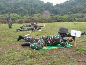 Pelihara Dan Tingkatkan Kemampuan Menembak Senjata Ringan Kodim 1628/Sumbawa Barat Gelar Latihan Menembak