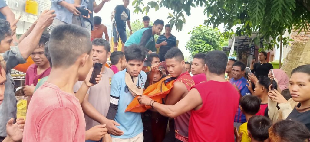 Terbawa Arus Sungai Saat Mandi, Ibu Rumah Tangga di Dompu Ditemukan Tewas Tenggelam