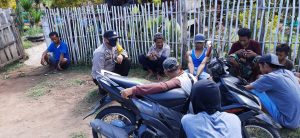 Bhabinkamtimbas Desa Karamat Kecamatan Kilo sambangi desa sekaligus Silaturahmi
