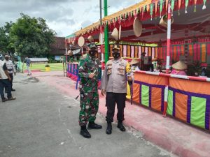 Tim Peninjau Pilkada Dari Korem 162/WB Dan Polda NTB Pantau Jalan Pemungutan Suara Di Beberapa TPS Di Sumbawa Barat