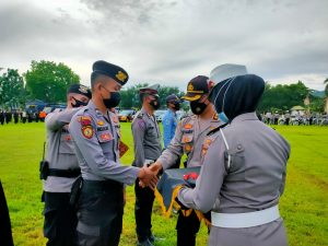 Kapolres Dompu pimpin apel gelar pasukan Operasi Lilin-Rinjani 2020