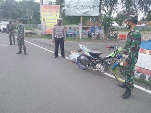 Anggota Pospam Operasi Lilin, Melaksanakan Pengaturan Lalin Pagi Hari