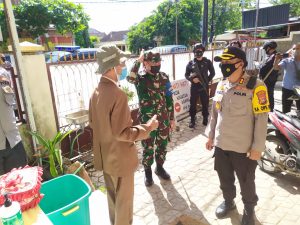 Kapolres Sumbawa Bersama Dandim 1607 Cek Pengamanan Hari Raya Natal