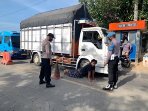 Ops Yusutisi di Pelabuhan Poto Tano, Puluhan Warga Kedapatan Tidak Patuhi Protokol Kesehatan