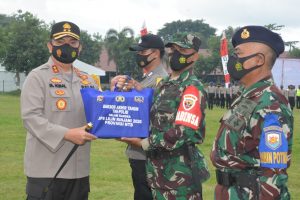 TNI Polri Bagikan Bantuan Sosial Wujud Kepedulian Diakhir Tahun