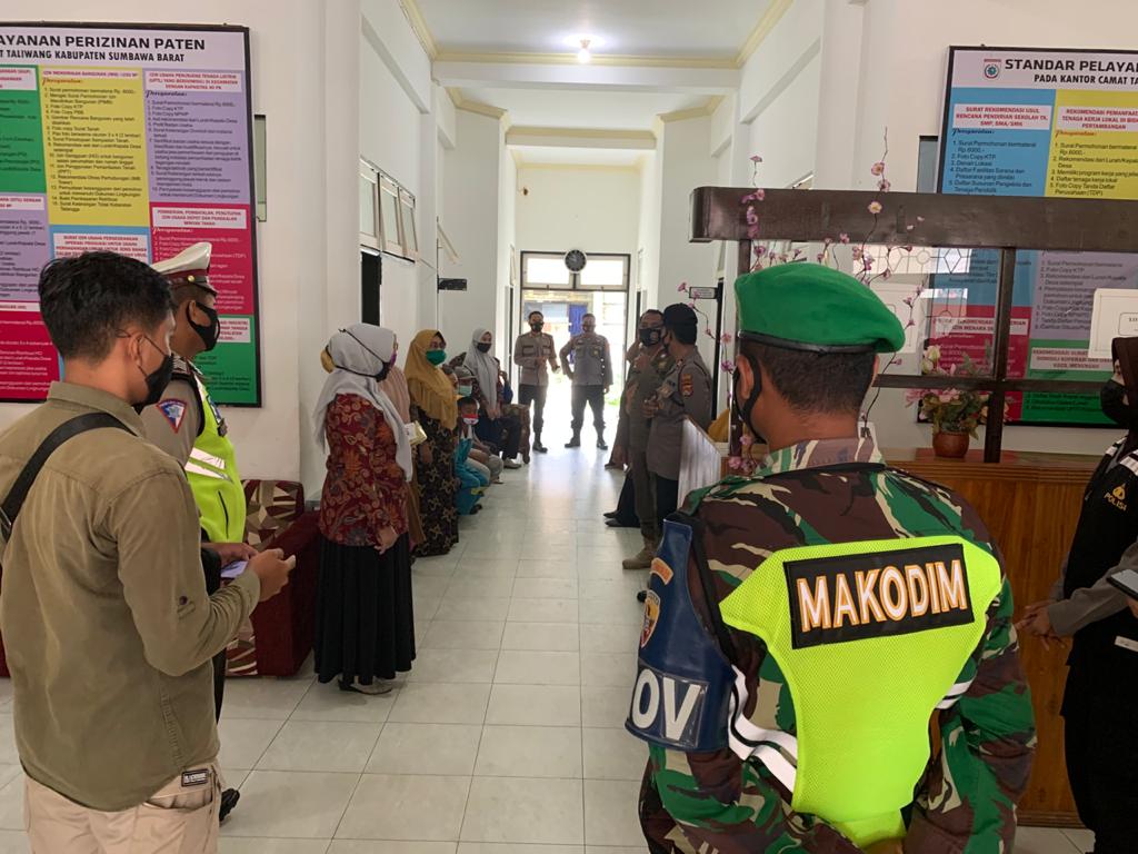 Polres Sumbawa Barat Tidak Pandang Bulu Beri Sanksi Tegas Bagi Pelanggar Protokol Kesehatan
