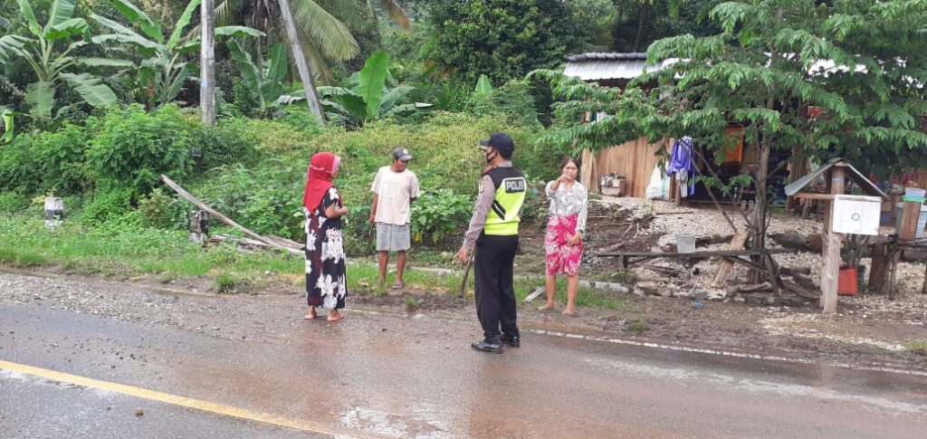 Kesadaran Masyarakat Ikuti Prokes Jereweh Mulai Meningkat, Ops Yustisi Terus Dilaksanakan