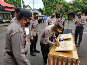 Kapolres Sumbawa Resmikan Gedung Logistik dan Tribun Olahraga