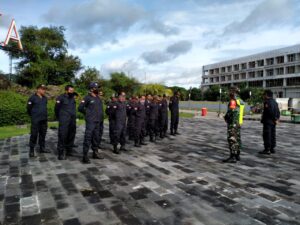 Babinsa Latih PBB Tingkatkan Kedisiplinan Anggota BKD Kuta