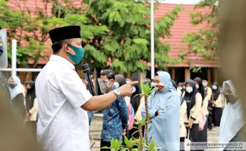 Pastikan Patuhi Protokol Kesehatan, Wakil Bupati KSB Cek Proses Belajar Tatap Muka
