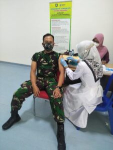 Dandim 1607/Sumbawa Minta Masyarakat Tak Takut Divaksin