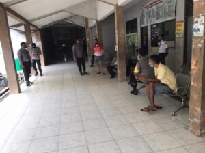 Ratusan Orang Terjaring Operasi Yustisi Di Pasar Taman Tiangnam dan Terminal