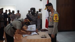 Waka Polres Sumbawa Pimpin Sertijab Kabag Kasat dan Kapolsek