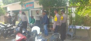 Polsek Dompu Sosialisasi Kampung Sehat Jilid II Saat Operasi Yustisi