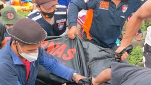 Jenazah Mantan Kades Terseret Banjir di Sumbawa Ditemukan di Tumpukan Sampah setelah 38 jam dicari