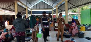 Bhabinkamtibmas Di Pasar Ajak Warga Patuhi Prokes Sukseskan Kampung Sehat