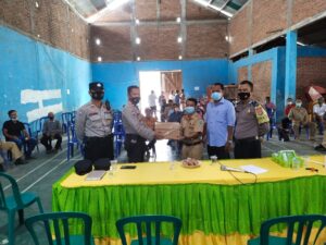 Sat Binmas Polres Sumbawa Sosialisasikan Lomba Kampung Sehat NTB Jilid II Di Desa Motong Utan