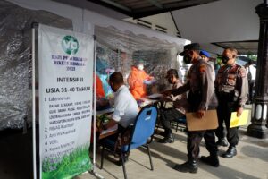 Memastikan Kesehatan Personel, Bid Dokes Polda NTB Datangi Polres Sumbawa Lakukan Pemeriksaan Kesehatan Berkala