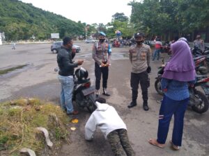 Polres Sumbawa Barat Gelar Kegiatan KKYD di Pasar Tana Mira, 123 pelanggar Protokol Kesehatan Terjaring