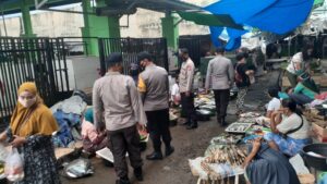 Polsek Tanjung Minta Pengunjung Pasar Jangan Abaikan Prokes