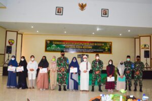 Peringatan Nuzulul Qur’an, Danrem 162/WB Berikan Penghargaan Putra Putri Prajurit Berprestasi