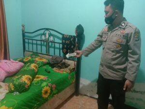 Polsek Buer Lakukan Olah TKP Pencurian HP Di Dusun Pernang