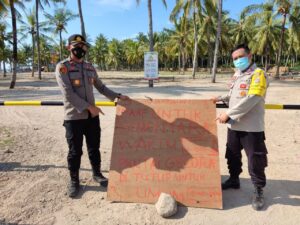 Polsek Rhee Sosialisasikan Penutupan Tempat Wisata