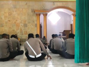 Polres Sumbawa Gelar Binroh, Landaskan Pelaksanaan Tugas Dengan Iman dan Taqwa