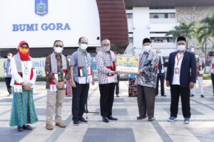 Ratusan Juta Bantuan Dari NTB Untuk Palestina di Serahkan Sekda