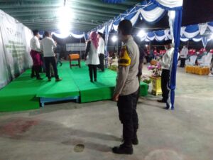 Bhabinkamtibmas Kawal Deklarasi Tuntas Pilar 4 dan 5 di Desa Tamekan