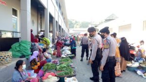 Tekan Penyebaran Covid-19, Personel Polres Sumbawa Intensifkan Operasi Yustisi