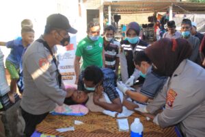 Peringatan Hari Bahayangkara, Polres Sumbawa Barat Berikan Layanan Kesehatan Gratis