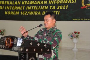 Pussansiad Berikan Pembekalan Kemanan Informasi Internet, Ini Kata Danrem 162/WB