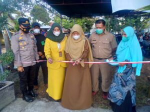 Pameran Bonsai di Lape digelar dalam rangka HUT Bhayangkara ke 72 dan deklarasi STBM