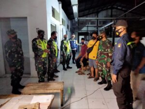 Tekan Penyebaran Covid-19, TNI-Polri Di Sumbawa Lakukan Operasi Gabungan