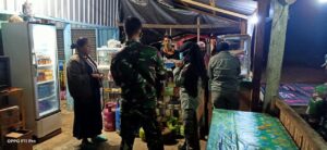 Personil Gabungan TNI Polri Patroli Penerapan PPKM di Sumbawa