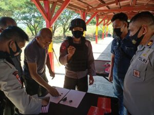 Subden 3 Den Gegana Sat Brimob Polda NTB Disposal Granat Frakmentasi Temuan Warga Lunyuk Sumbawa