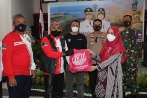 Terima 1.500 Paket Bansos, Bang Zul Ajak Komunitas Road Glide Ramaikan Sirkuit Mandalika