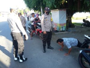 Polsek Alas Himbau Masyarakat Patuhi Prokes Dan PPKM Dalam Operasi Yustisi