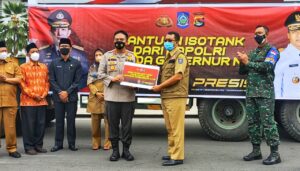 Kapolri Beri Bantuan 20 Ton Oksigen Kepada Pemprov NTB