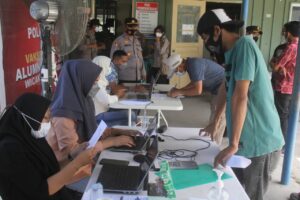 Polres Sumbawa Barat Gelar Vaksinasi Massal, Total 947 Dosis Vaksin Ludes Dalam Sehari